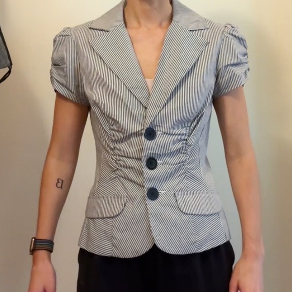 vintage women’s button up size M (fits like S) - Picture 4 of 5